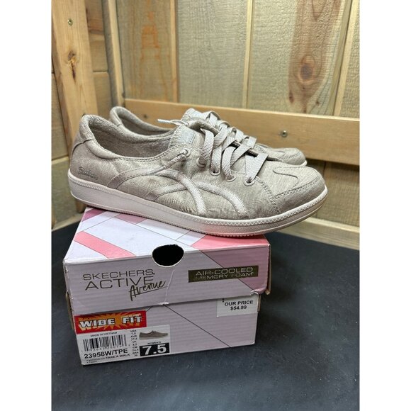 Skechers Womens Madison Ave-Take A Walk Wide Fit Sneakers 7.5 Taupe - Picture 1 of 9